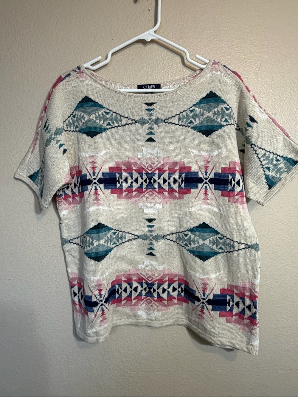 Chaps Women's Cream Aztec Pattern Short Sleeve Knit Top - Pink & Teal large